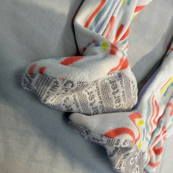 Carter's - 4T - Multicolour Rainbow pattern Fleece Onesie Sleeper - Picture 3 of 4